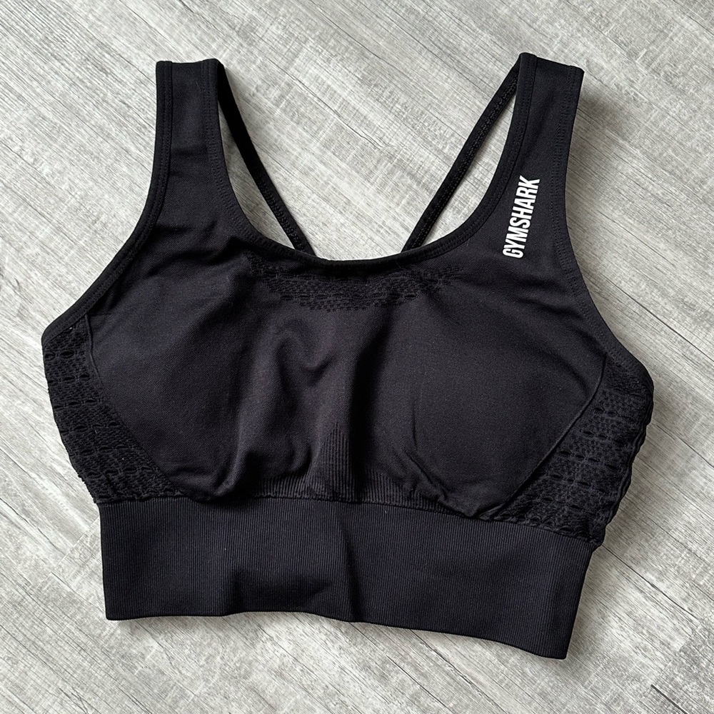 -Gymshark Energy+ Seamless Crop Top / sports bra / size M / black